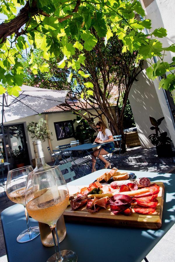 Antichambre Nîmes Exteriér fotografie